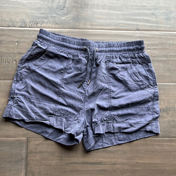 Universal Thread drawstring waist cargo shorts - Picture 2 of 6